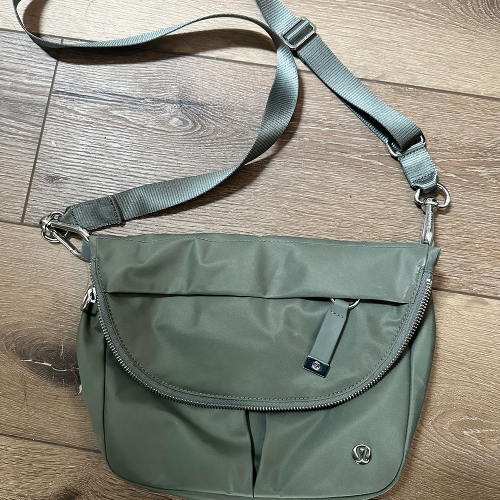 Lululemon All Night Festival Bag 5L